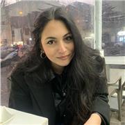 Diploma in Lingue, ottima dialettica, disponibilità e flessibilità di orari